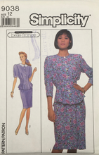 Load image into Gallery viewer, 1989 Vintage Sewing Pattern: Simplicity 9038