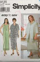 Load image into Gallery viewer, 2000 Sewing Pattern: Simplicity 9135