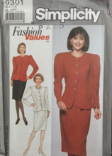 Load image into Gallery viewer, 1989 Vintage Sewing Pattern: Simplicity 9301