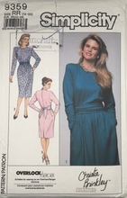 Load image into Gallery viewer, 1989 Vintage Sewing Pattern: Simplicity 9359