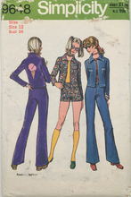 Load image into Gallery viewer, 1973 Vintage Sewing Pattern: Simplicity  9648