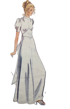 Load image into Gallery viewer, 1972 Vintage Sewing Pattern: Simplicity 9747