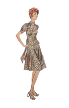 Load image into Gallery viewer, 1972 Vintage Sewing Pattern: Simplicity 9747