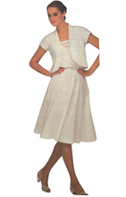 Load image into Gallery viewer, 1981 Vintage Sewing Pattern: Simplicity 9909