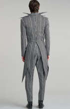 Load image into Gallery viewer, 2021 Sewing Pattern: Simplicity S9343