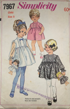 Load image into Gallery viewer, 1968 Vintage Sewing Pattern: Simplicity 7967