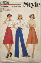 Load image into Gallery viewer, 1976 Vintage Sewing Pattern: Style 1609