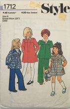 Load image into Gallery viewer, 1976 Vintage Sewing Pattern: Style 1712