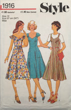 Load image into Gallery viewer, 1977 Vintage Sewing Pattern: Style 1916