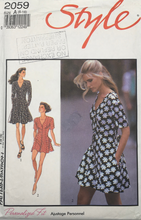 Load image into Gallery viewer, 1990’s Vintage Sewing Pattern: Style 2059
