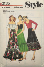 Load image into Gallery viewer, 1978 Vintage Sewing Pattern: Style 2135