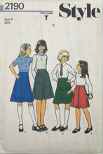 Load image into Gallery viewer, 1984 Vintage Sewing Pattern: Style  2190