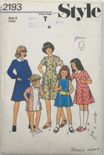 Load image into Gallery viewer, 1984 Vintage Sewing Pattern: Style  2193