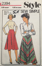 Load image into Gallery viewer, 1978 Vintage Sewing Pattern: Style 2394