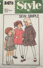 Load image into Gallery viewer, 1979 Vintage Sewing Pattern: Style 2473