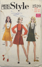 Load image into Gallery viewer, 1970 Vintage Sewing Pattern: Style 2520