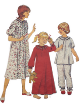 Load image into Gallery viewer, 1979 Vintage Sewing Pattern: Style 2532