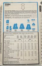 Load image into Gallery viewer, 1979 Vintage Sewing Pattern: Style 2584