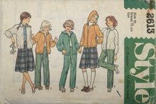 Load image into Gallery viewer, 1979 Vintage Sewing Pattern: Style 2613