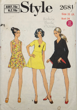 Load image into Gallery viewer, 1969 Vintage Sewing Pattern: Style 2681