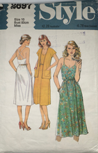Load image into Gallery viewer, 1980 Vintage Sewing Pattern: Style 2697
