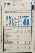 Load image into Gallery viewer, Vintage Sewing Pattern: Style 3062
