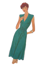 Load image into Gallery viewer, Vintage Sewing Pattern: Style 3062