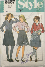 Load image into Gallery viewer, 1984 Vintage Sewing Pattern: Style 3437