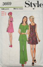 Load image into Gallery viewer, 1972 Vintage Sewing Pattern: Style 3669