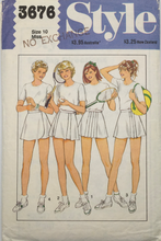 Load image into Gallery viewer, 1982 Vintage Sewing Pattern: Style 3676