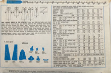 Load image into Gallery viewer, 1973 Vintage Sewing Pattern: Style 3884