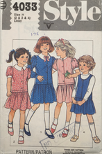 Load image into Gallery viewer, 1984 Vintage Sewing Pattern: Style 4033