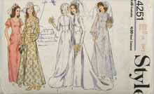 Load image into Gallery viewer, 1974 Vintage Sewing Pattern: Style 4251