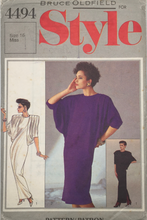 Load image into Gallery viewer, 1985 Vintage Sewing Pattern: Style 4494