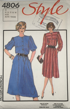 Load image into Gallery viewer, 1986 Vintage Sewing Pattern: Style 4806