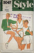 Load image into Gallery viewer, 1980 Vintage Sewing Pattern: Style 3047