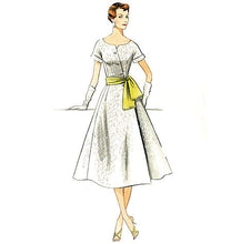 Load image into Gallery viewer, 1950’s Reproduction Sewing Pattern: Vogue V9105