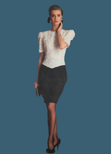 Load image into Gallery viewer, 1988 Vintage Sewing Pattern: Vogue 2072