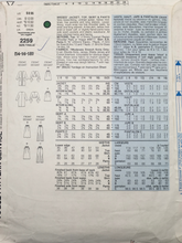 Load image into Gallery viewer, 1989 Vintage Sewing Pattern: Vogue 2259