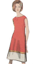 Load image into Gallery viewer, 1965 Vintage Sewing Pattern: Vogue 6470