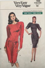 Load image into Gallery viewer, 1989 Vintage Sewing Pattern: Vogue 7602