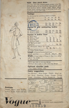 Load image into Gallery viewer, 1958 Vintage Sewing Pattern: Vogue 9634