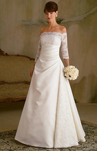 Load image into Gallery viewer, 2004 Sewing Pattern: Vogue V2842