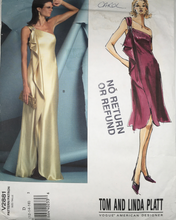 Load image into Gallery viewer, 2005 Sewing Pattern: Vogue V2881