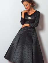 Load image into Gallery viewer, 1950’s Reproduction Sewing Pattern: Vogue V2903