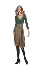 Load image into Gallery viewer, 2007 Sewing Pattern: Vogue V8425