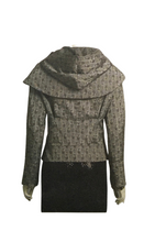 Load image into Gallery viewer, 2009 Sewing Pattern: Vogue V8600