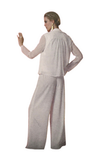 Load image into Gallery viewer, 2016 Sewing Pattern: Vogue V9176