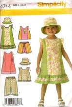 Load image into Gallery viewer, Sewing Pattern: Simplicity 4714
