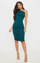 Load image into Gallery viewer, Pretty Little Thing: Emerald Green Slinky One Shoulder Ruched Longline Midi Dress
